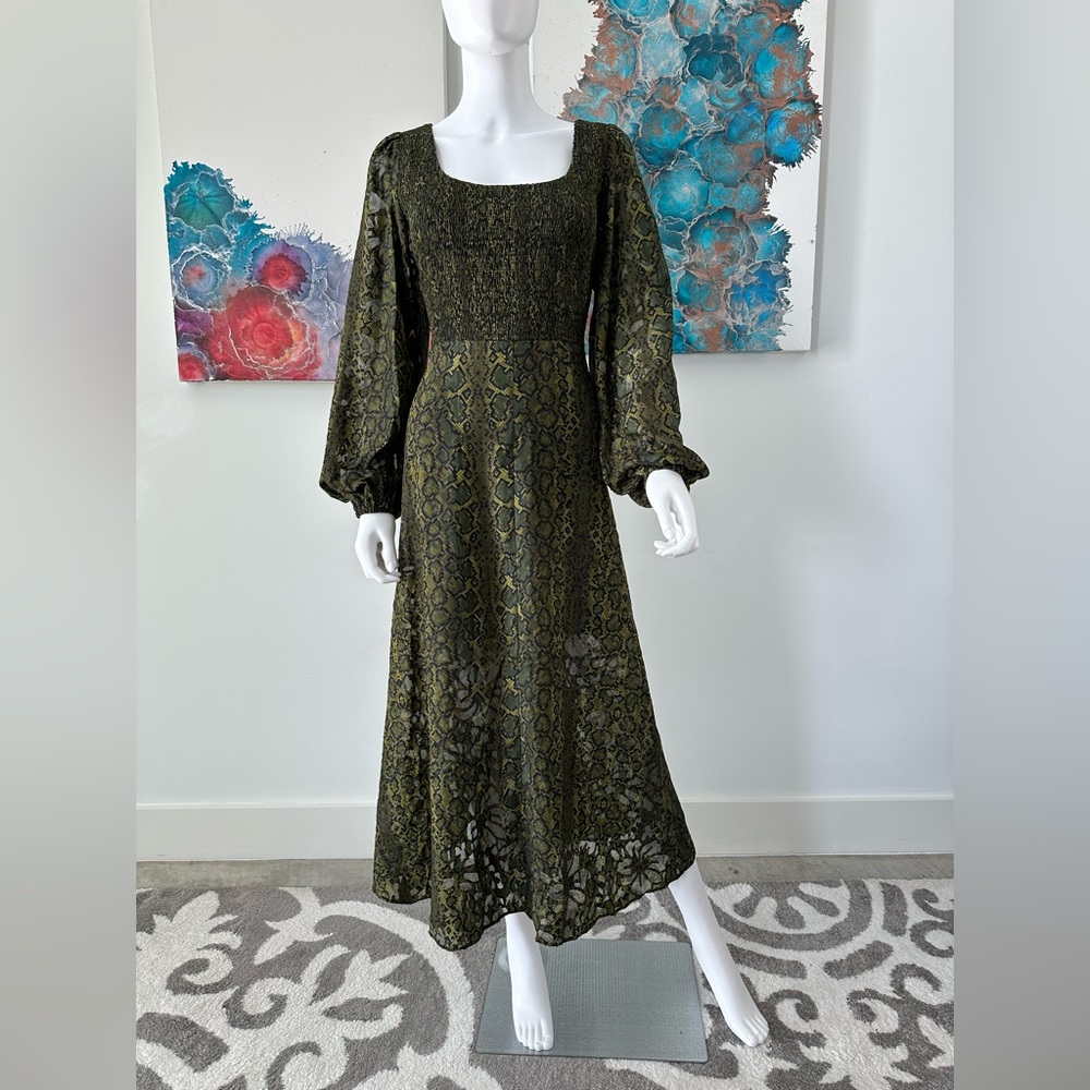 NWT- French Connection Aurey Smocked Maxi - 12